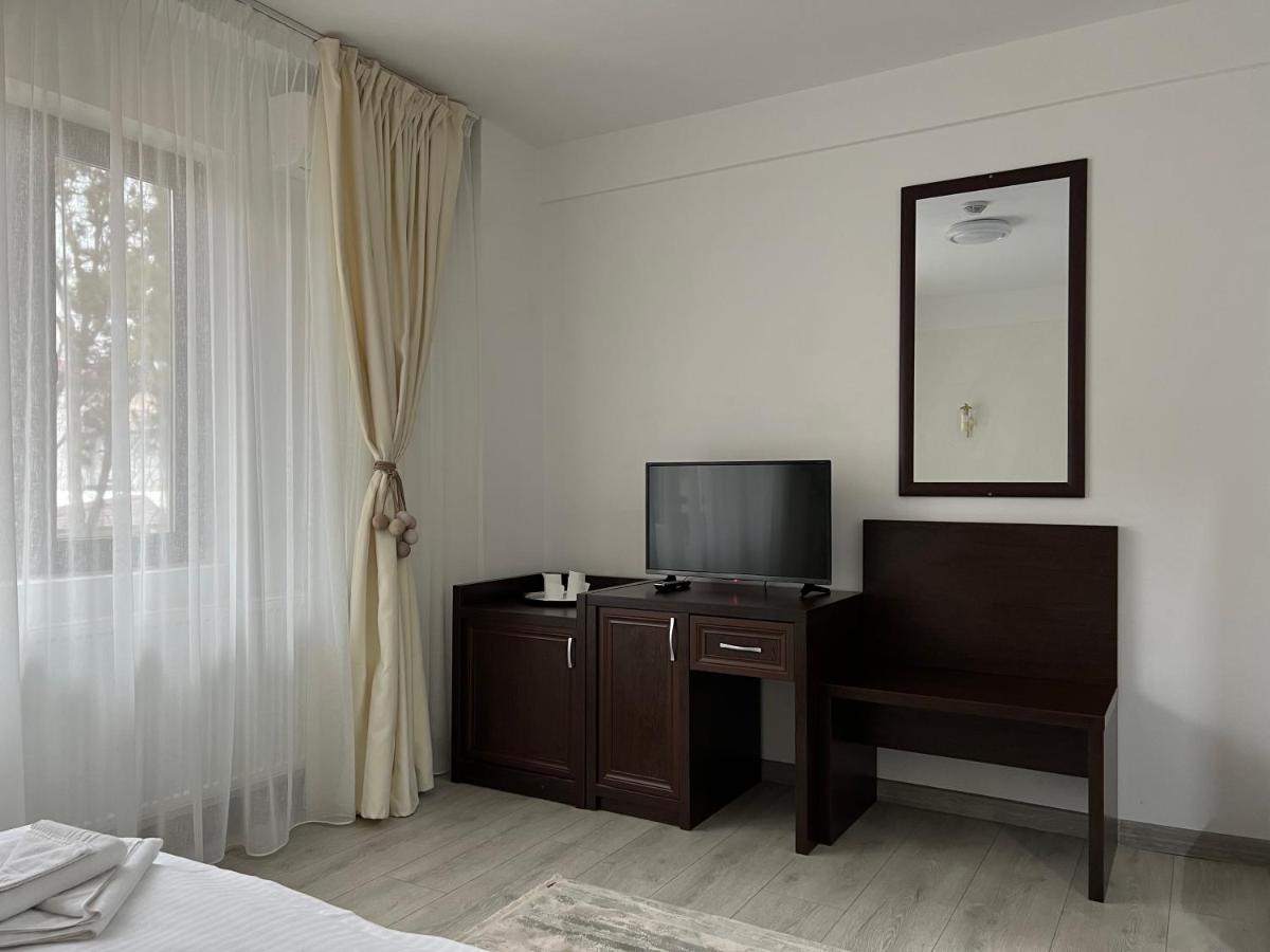 Hotel Mara Braila Ngoại thất bức ảnh