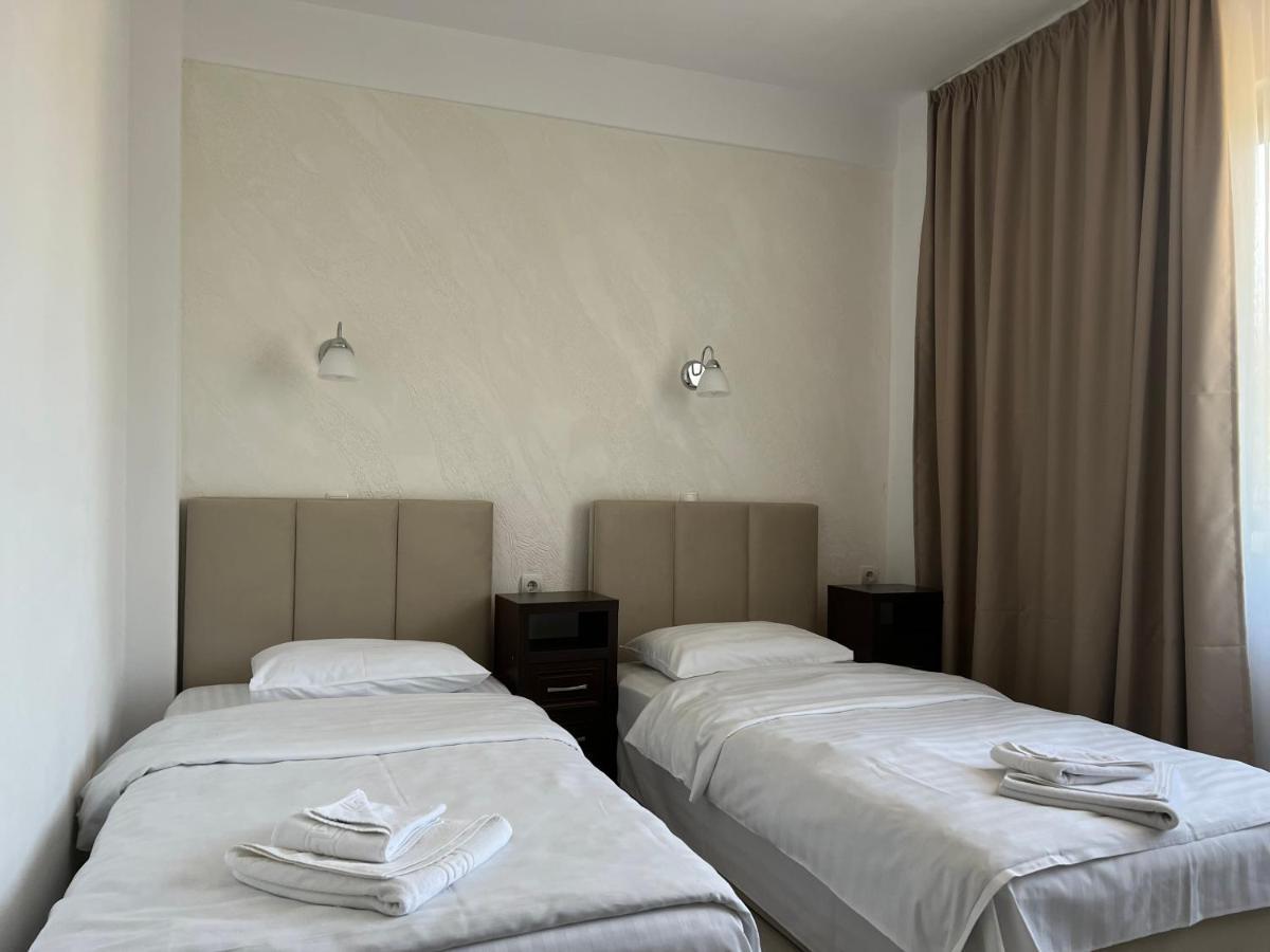 Hotel Mara Braila Ngoại thất bức ảnh